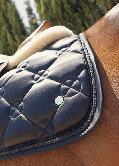 X-Black – Jumping Saddle Pad