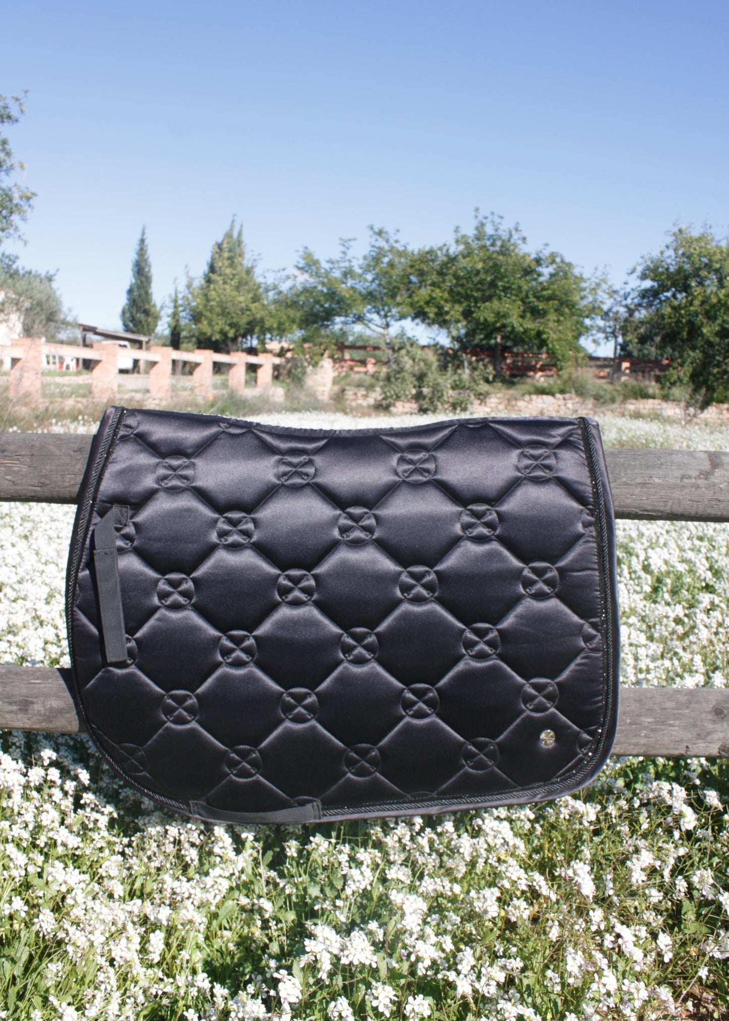 X-Black – Jumping Saddle Pad