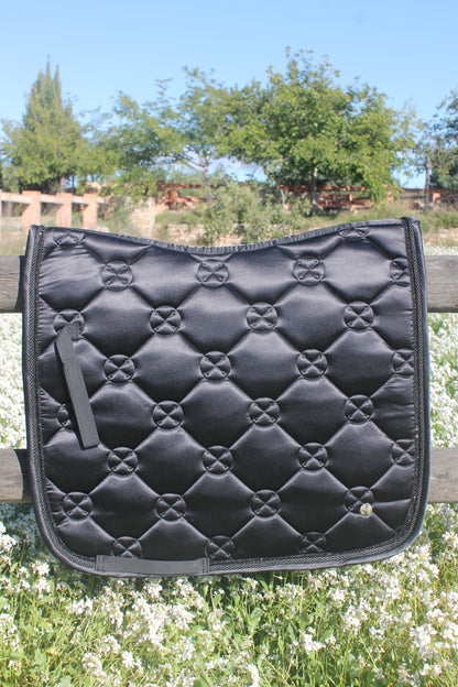 X-Black – Dressage Saddle Pad