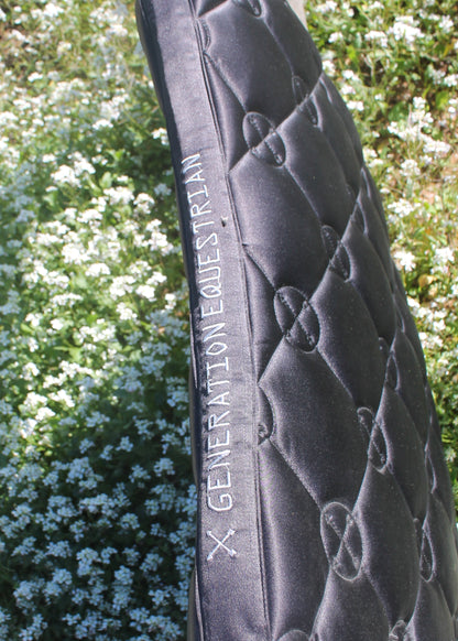 X-Black – Dressage Saddle Pad
